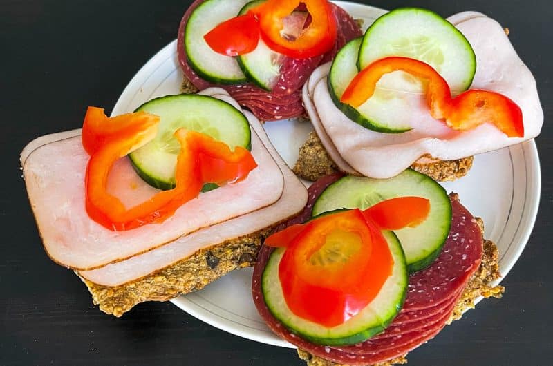 Siemennäkkäri rosmariinilla