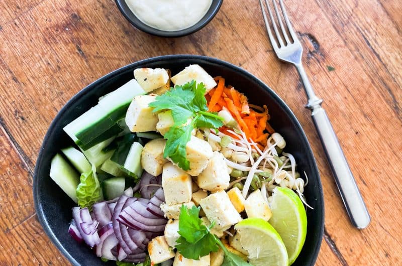 Tofu-salaattikulho