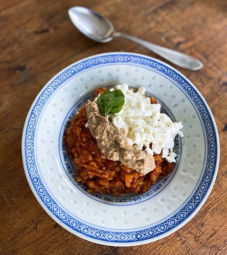 Appelsiininen linssikeitto