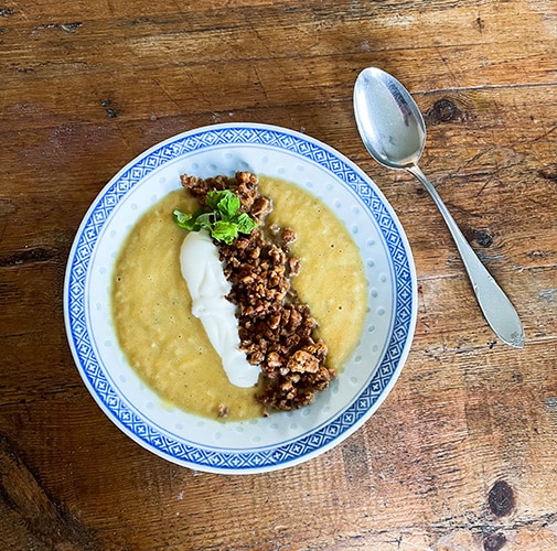 Kasvissosekeitto Mifu-jauhiksella