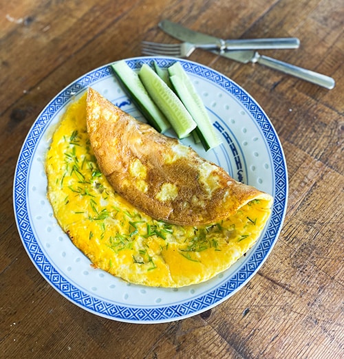 Leppäsavujuusto-munakas