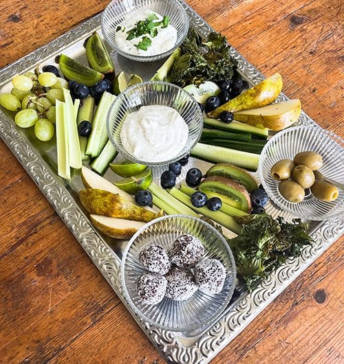 Vihreä napostelutarjotin