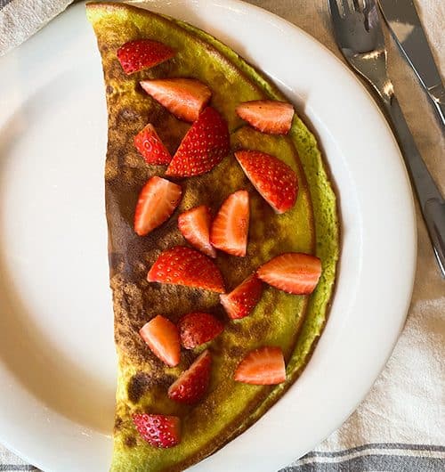 Minttupannari mansikoilla