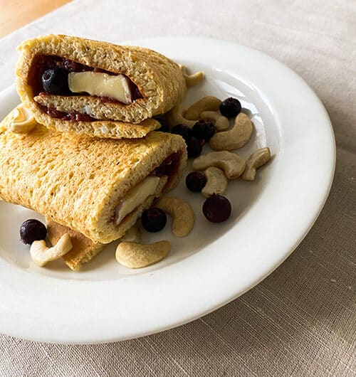 Brie-pähkinätortilla