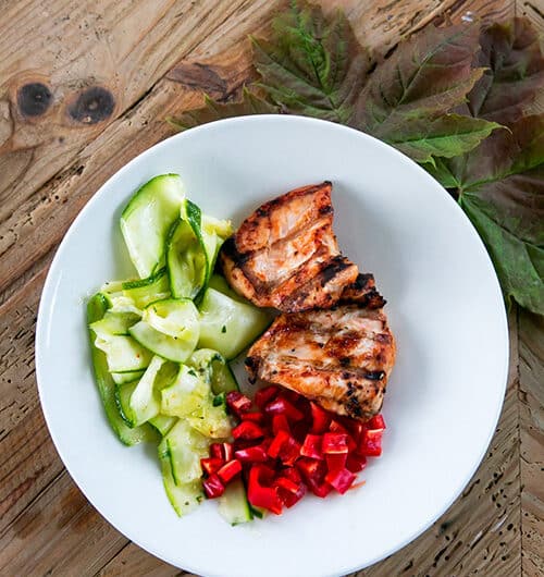 Kanafileitä ja pikkelöityä kesäkurpitsaa