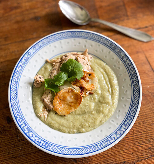 Vuohenjuusto-parsakaalikeitto