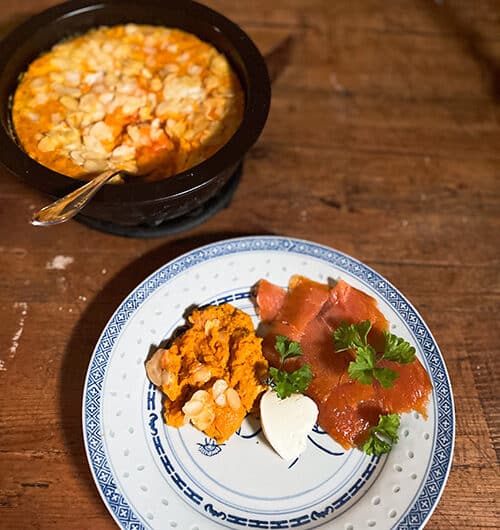 Porkkanalaatikko ja graavilohi