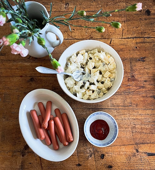 Piparjuuri-kukkakaalisalaatti