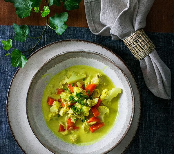 Mausteinen kana-kookoskeitto