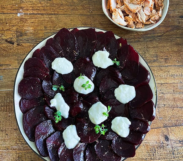 Punajuuricarpaccio ja kanaa