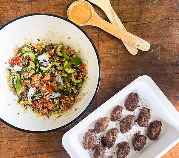 Tabbouleh ja adana-kebab