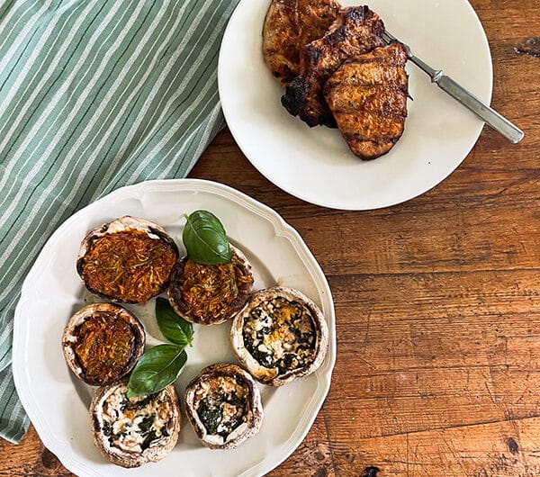 Täytetyt herkkusienet ja kyljykset