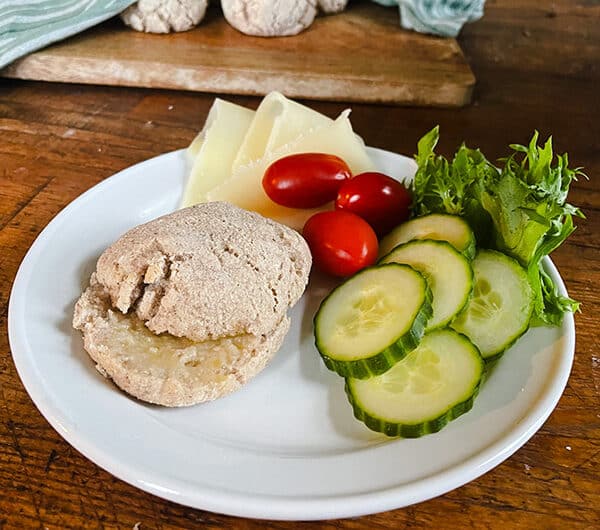 Kuohkeat sämpylät riisijauhosta