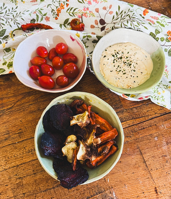 Juuressipsit ja chilidippi