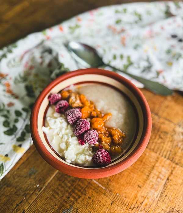 Mannapuuro marjoilla