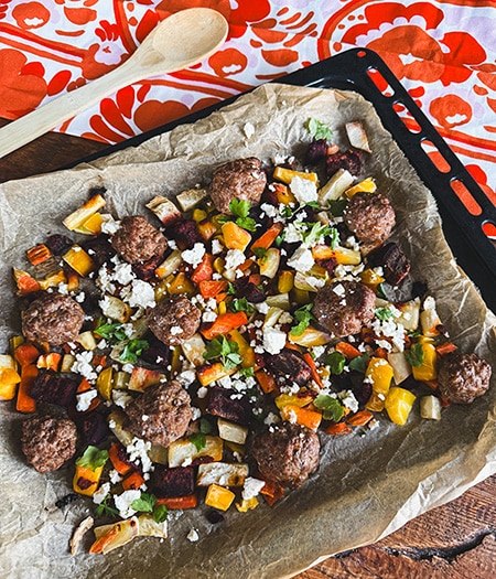 Curry-lihapullapelti